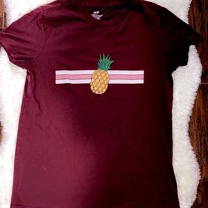 Maroon pineapple t-shirt
